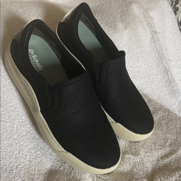 Stylish Black Dr Scholl’s Slip-On Sneakers - Picture 9 of 16